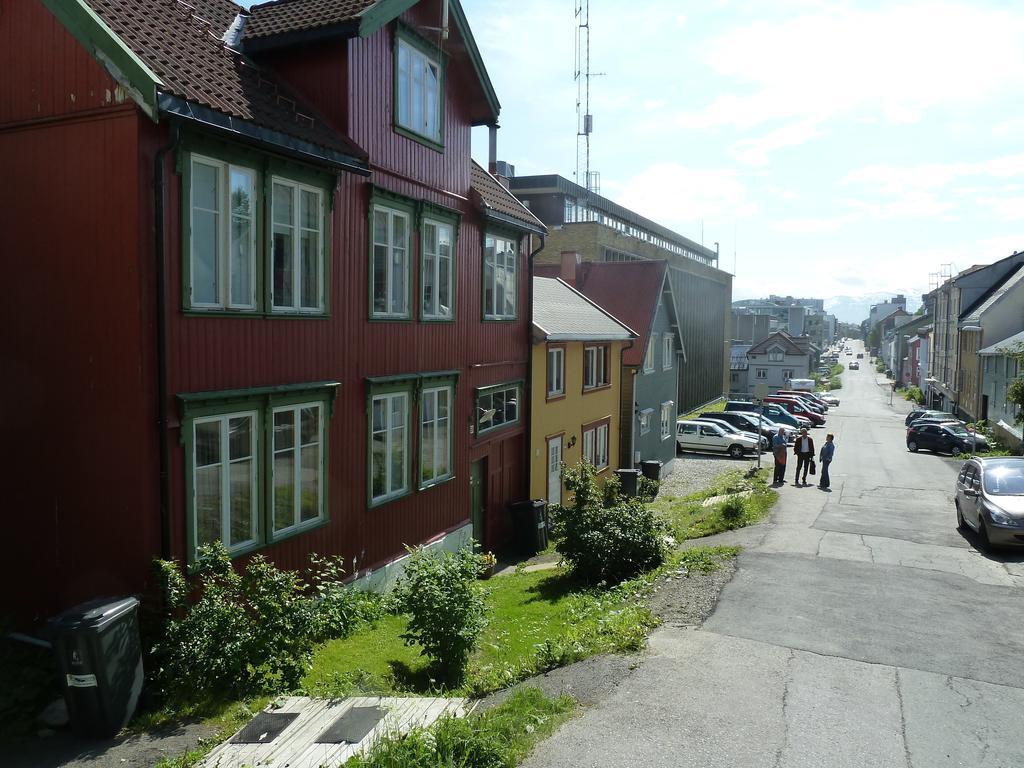 Red Old House Tromso Apartment Phòng bức ảnh